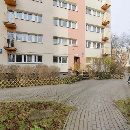 Ochota Spacious With Parking By Renters Apartment